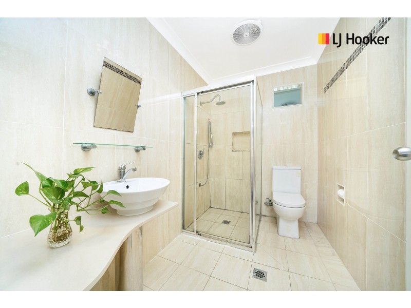 25 Moonshine Avenue, Cabramatta West NSW 2166