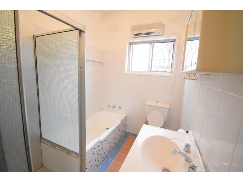 48 Hamilton Road, Fairfield NSW 2165