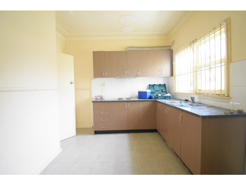 39 Huon Street, Cabramatta NSW 2166