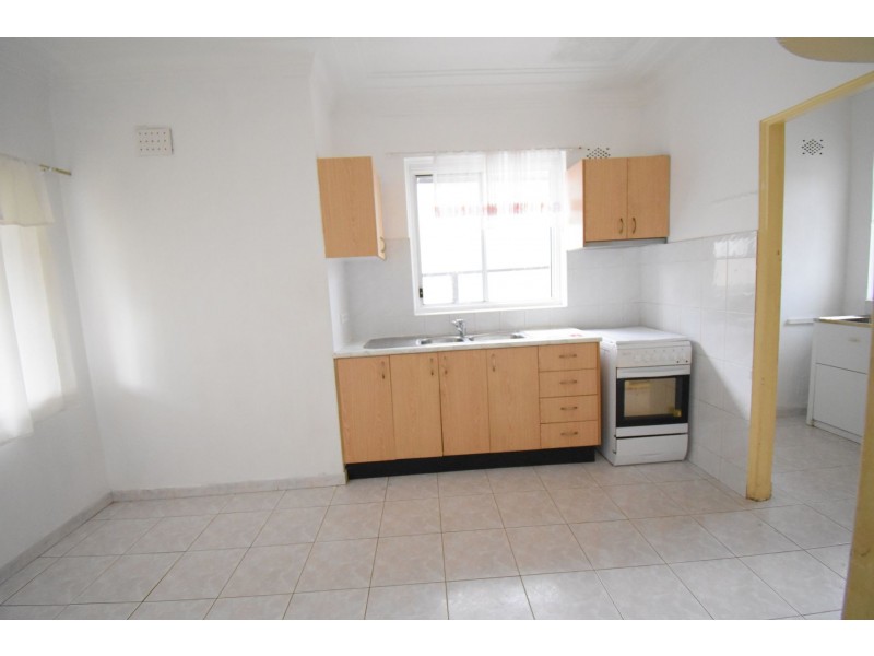 16 Aladore Avenue, Cabramatta NSW 2166