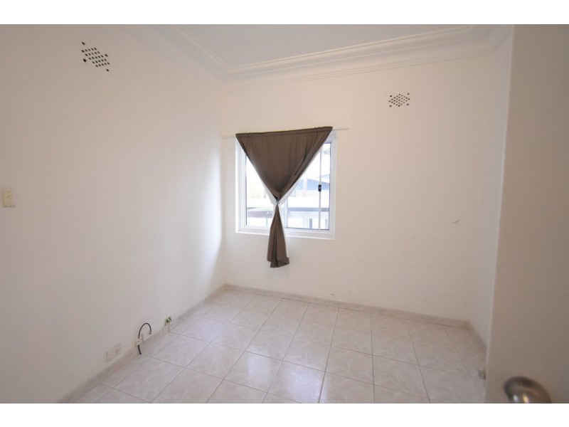 16 Aladore Avenue, Cabramatta NSW 2166