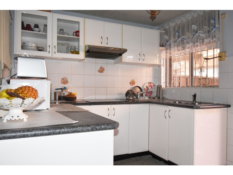 12/108 Longfield Street, Cabramatta NSW 2166