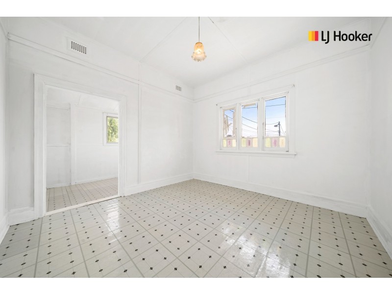 70 Gilbert Street, Cabramatta NSW 2166