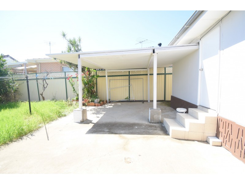 211 St Johns Road, Canley Heights NSW 2166