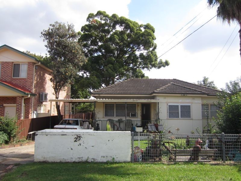 Canley Heights NSW 2166
