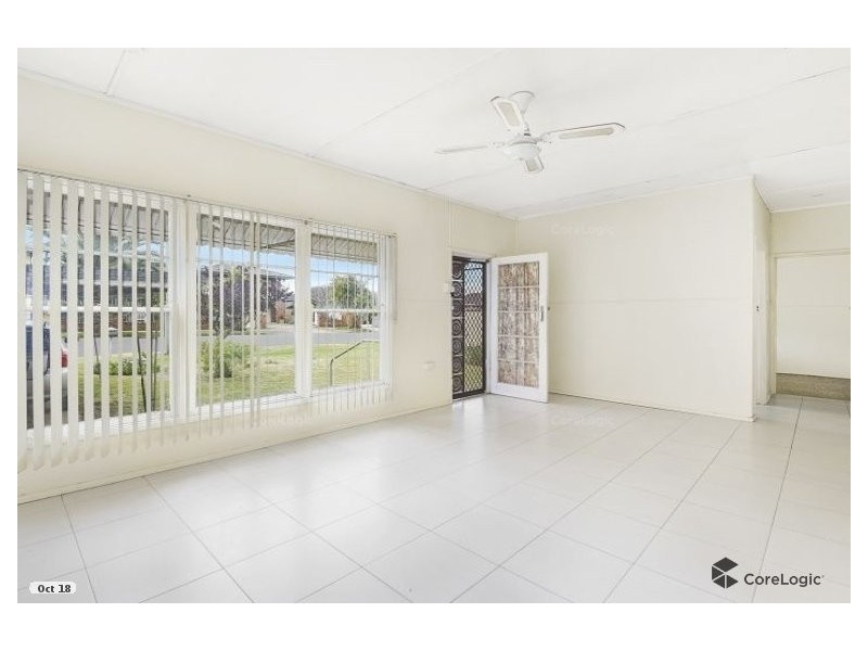 25 The Grove, Fairfield NSW 2165