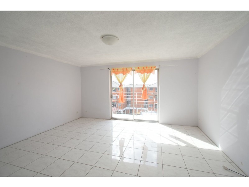 11/44 Hill Street, Cabramatta NSW 2166