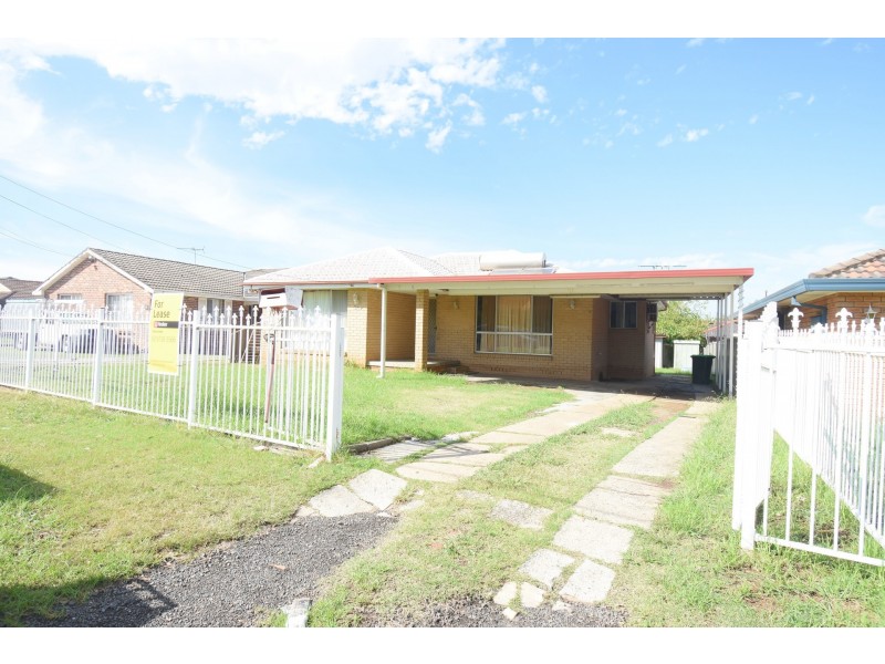 56 Firth Avenue, Green Valley NSW 2168