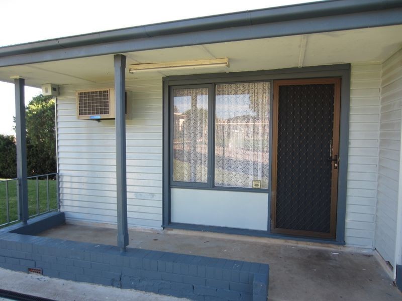 33 St Johns Road, Busby NSW 2168