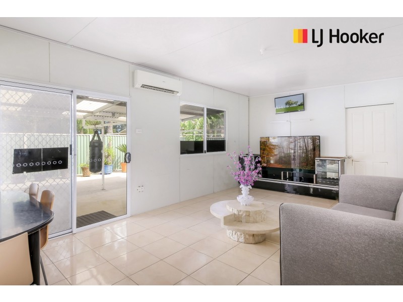 135 Sweethaven Road, Bossley Park NSW 2176