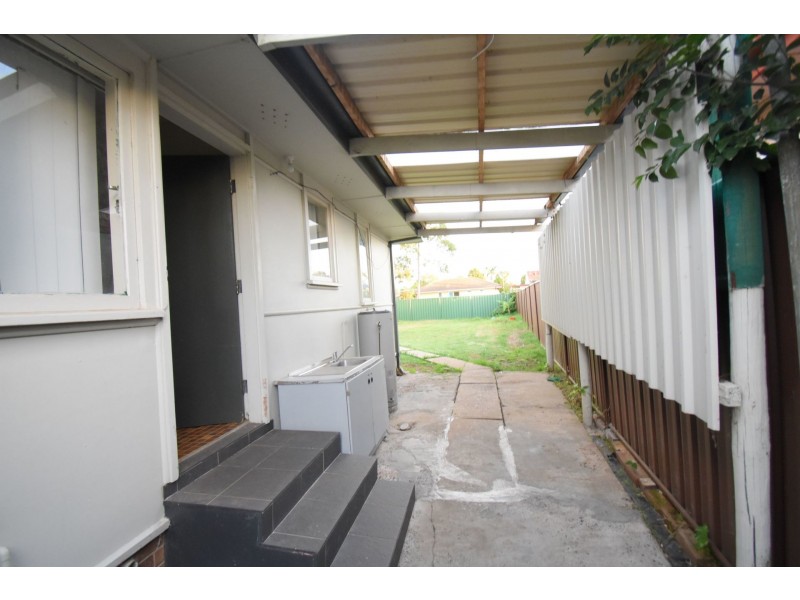 54 Charter Street, Sadleir NSW 2168
