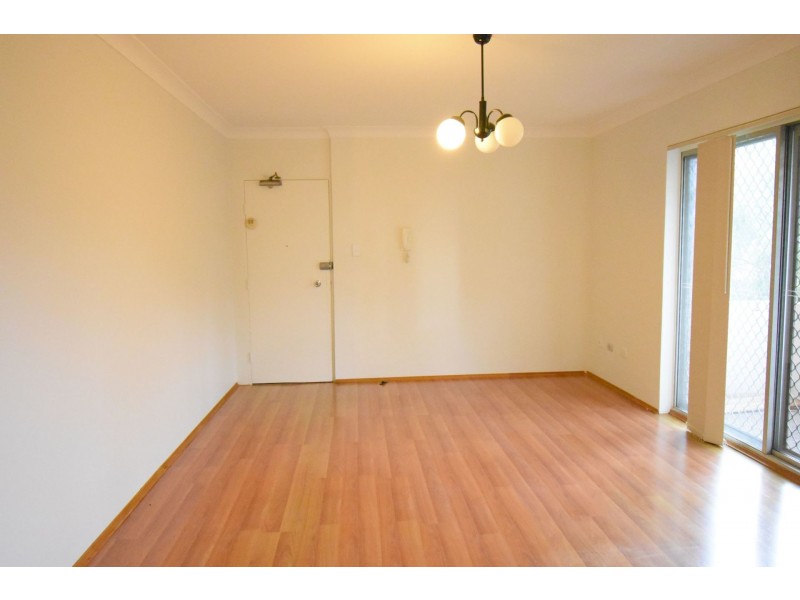 14/1-3 Fairlight Avenue, Fairfield NSW 2165