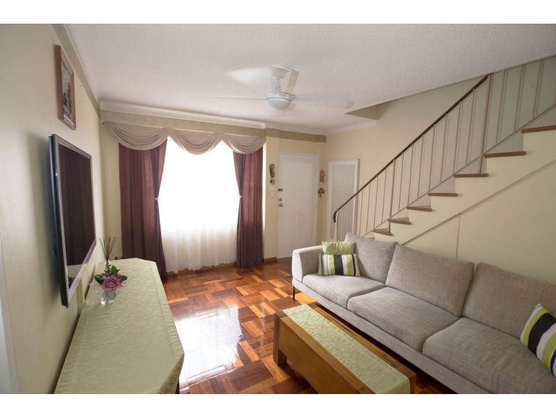 10/106 Wattle Avenue, Carramar NSW 2163