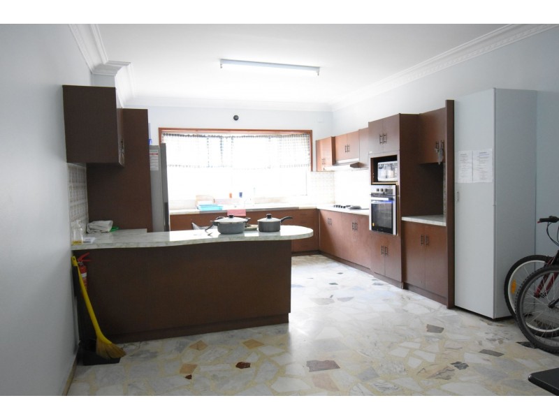 199 Fairfield Street, Fairfield NSW 2165