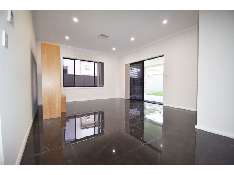 39 Pennyroyal Boulevard, Denham Court NSW 2565