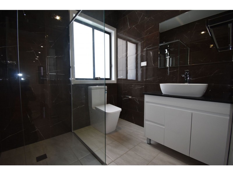 39 Pennyroyal Boulevard, Denham Court NSW 2565
