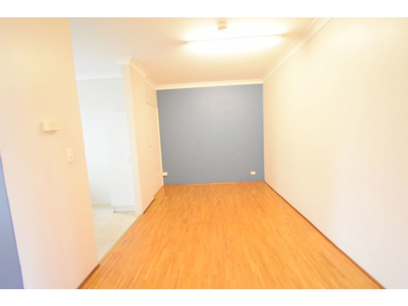 1/12 Pevensey Street, Canley Vale NSW 2166