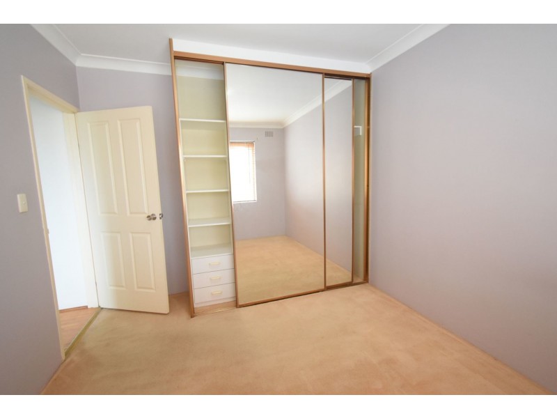 1/12 Pevensey Street, Canley Vale NSW 2166