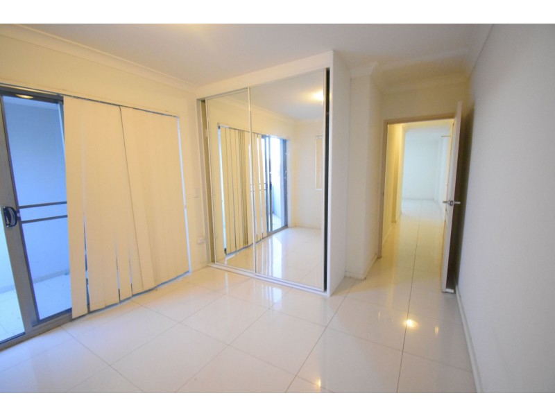 14/284 Sackville Street, Canley Vale NSW 2166