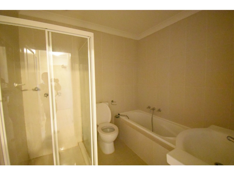 14/284 Sackville Street, Canley Vale NSW 2166