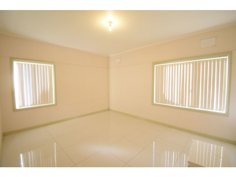 10 Meville Avenue, Cabramatta NSW 2166