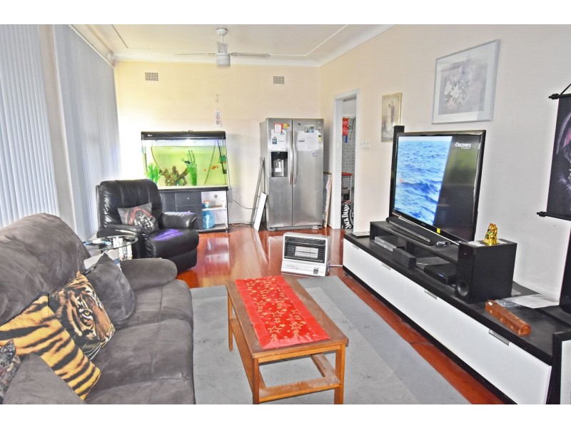 7 Byrd Street, Canley Heights NSW 2166