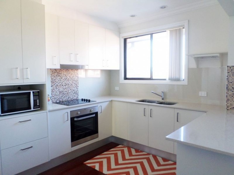 26 Flemington Street, St Johns Park NSW 2176