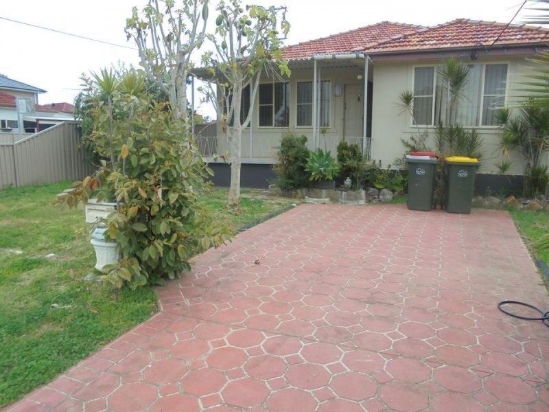 28 Coolibar Street, Canley Heights NSW 2166