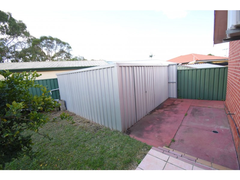 5 Coburg Place, St Johns Park NSW 2176