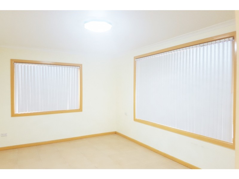 23 Dampier Crescent, Fairfield West NSW 2165