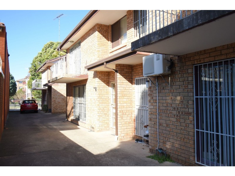 2/29 Hill Street, Cabramatta NSW 2166