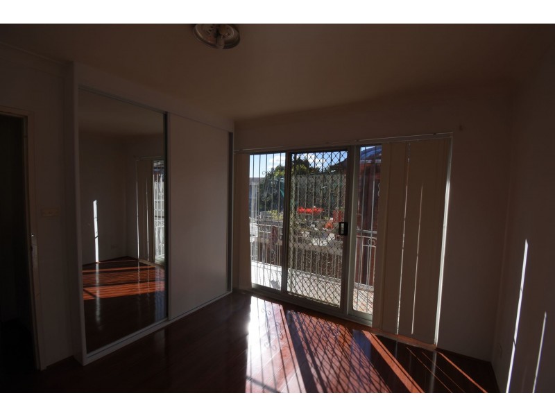 2/29 Hill Street, Cabramatta NSW 2166