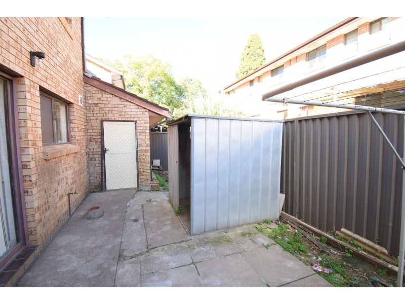 2/29 Hill Street, Cabramatta NSW 2166