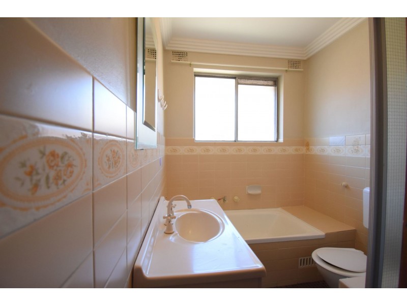 12/71 Smart Street, Fairfield NSW 2165