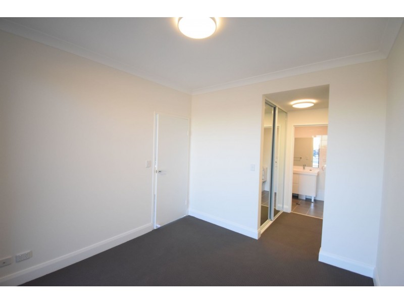211/28 Satinwood Crescent, Bonnyrigg NSW 2177