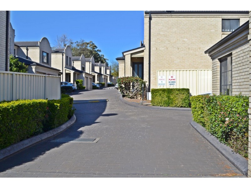 3/46 Wattle Road, Casula NSW 2170