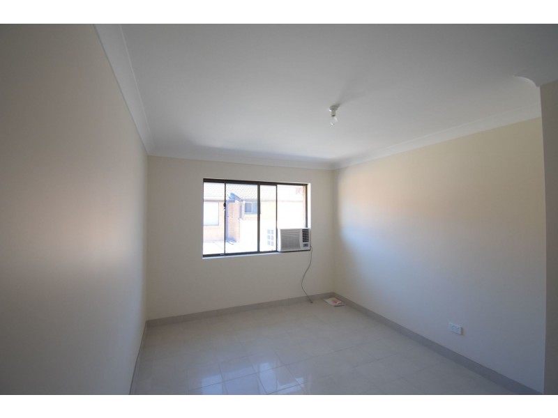 4/44 Mcburney Road, Cabramatta NSW 2166