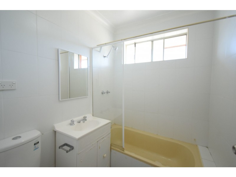 11/40 Hill Street, Cabramatta NSW 2166