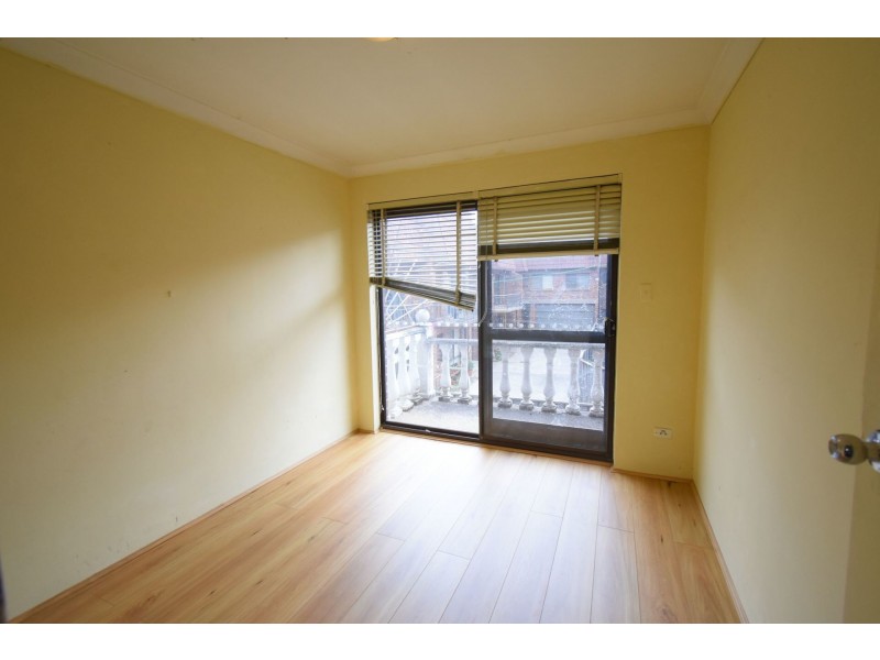 1/43 Cumberland Street, Cabramatta NSW 2166