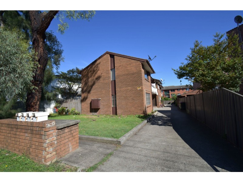 1/43 Cumberland Street, Cabramatta NSW 2166