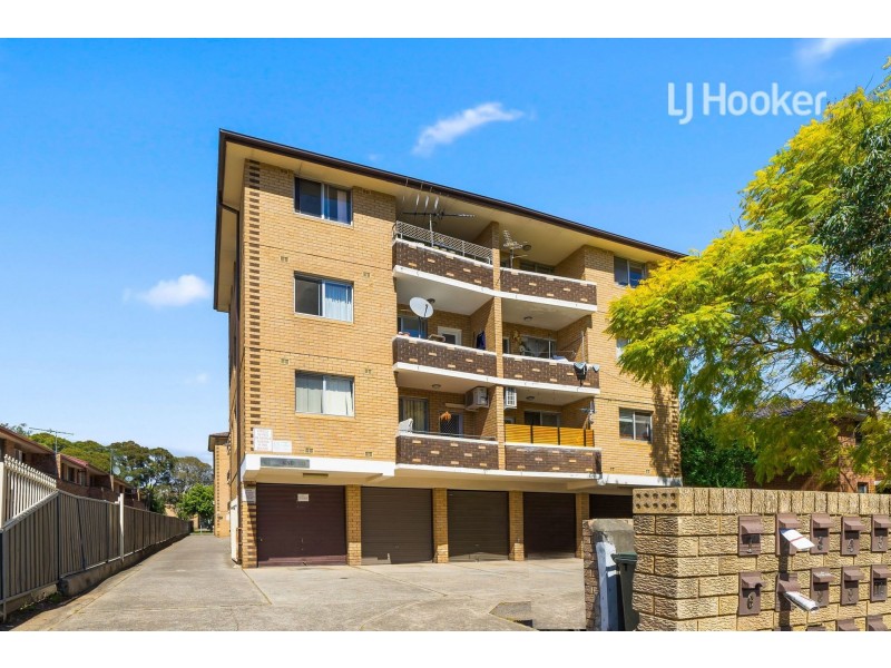 112 Gladstone Street, Cabramatta NSW 2166