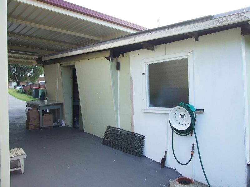 Fairfield West NSW 2165