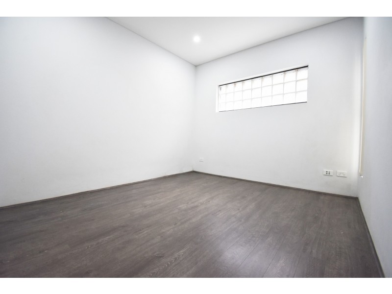 2/87 Hughes Street, Cabramatta NSW 2166