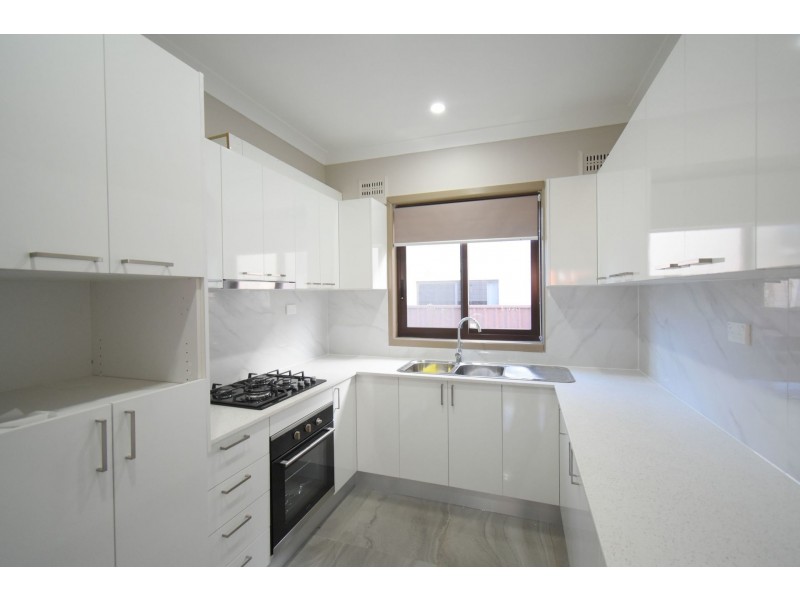 10 Veron Street, Fairfield East NSW 2165