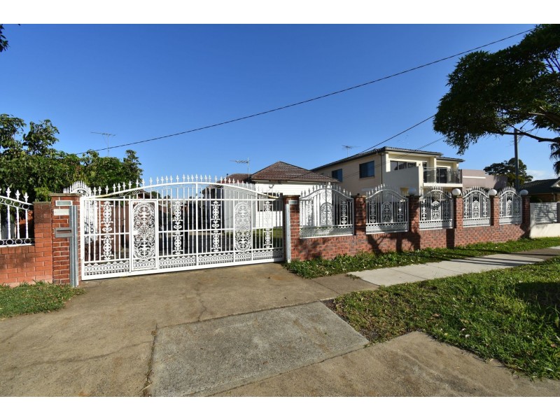 10 Veron Street, Fairfield East NSW 2165
