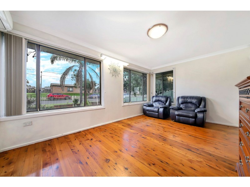 31 Lehn Road, East Hills NSW 2213