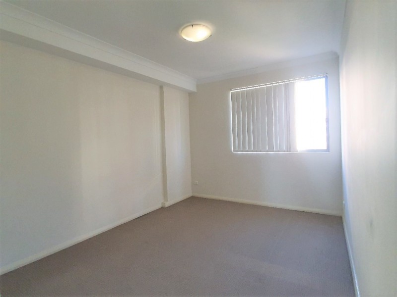 82/24 Lachlan Street, Liverpool NSW 2170