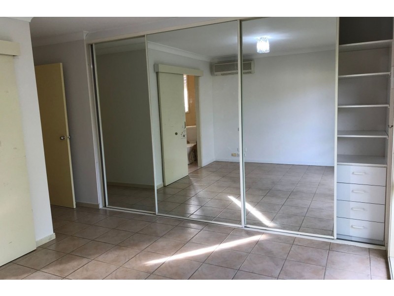 12 Sunbird Close, Hinchinbrook NSW 2168