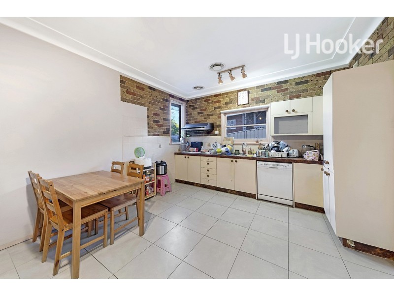 4 Links Avenue, Cabramatta NSW 2166