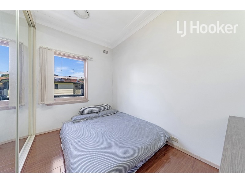 4 Links Avenue, Cabramatta NSW 2166